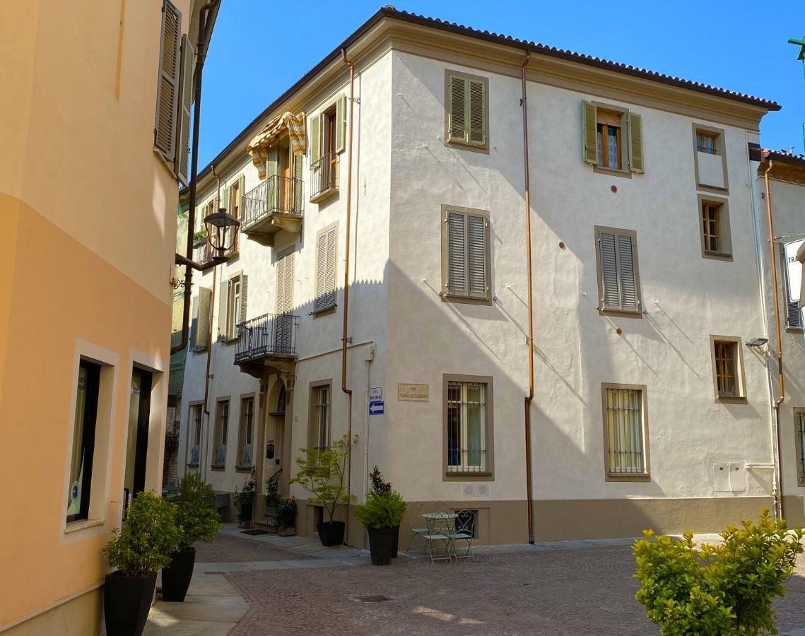 La Finestra Sul Borgo Daire Alba  Dış mekan fotoğraf